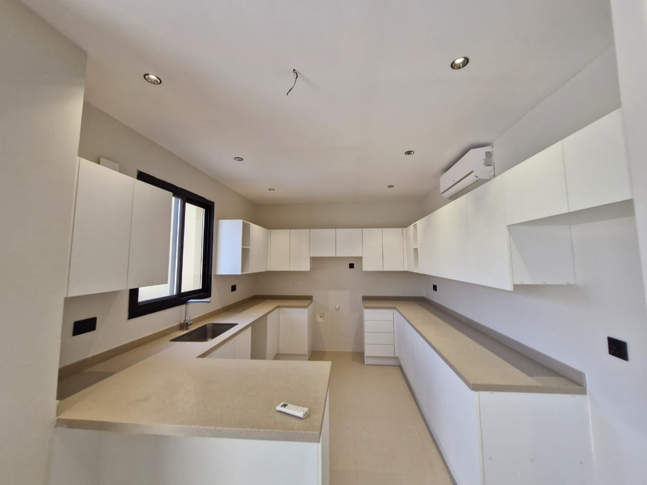 *🏡 Modern Townhouse for Rent in Sedra (Roshn) – Stylish & Family-Friendly 🌟*  